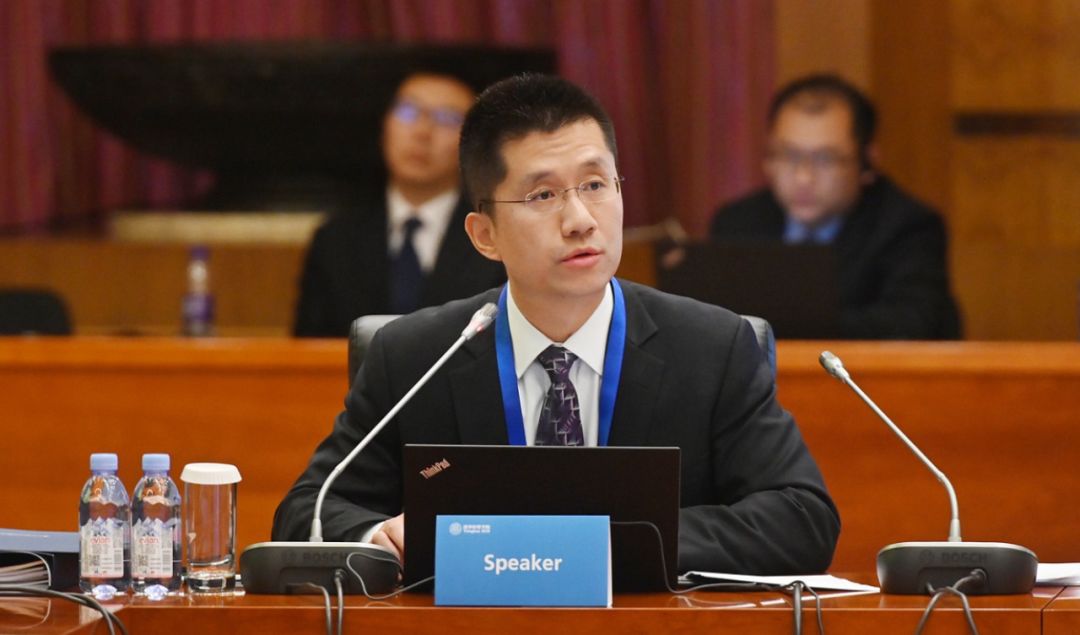 清华经管学院副院长徐心教授做报告 