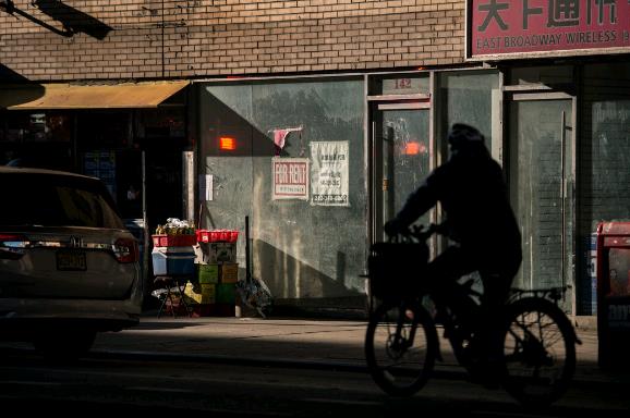 据华埠一位商业领袖透露，至少有17家餐馆和139家底商已经永久关闭