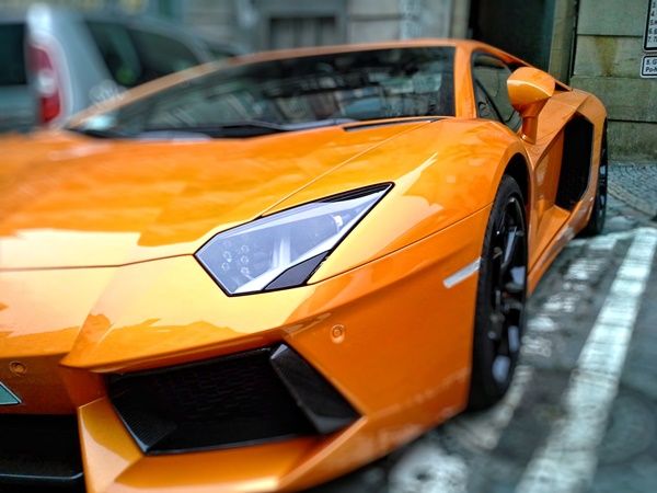 英大学研究：JJ越小“越想买跑车” 30岁以上更明显